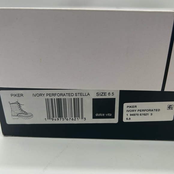 Dolce Vita Piker Ivory Perforated Stella Combat Boots Size 6.5 NIB - Picture 10 of 11